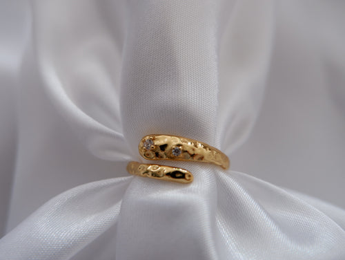 Embrace elegance with our gold-plated and silver ring, a chic accessory to enhance your ensemble from our captivating jewellery collection.