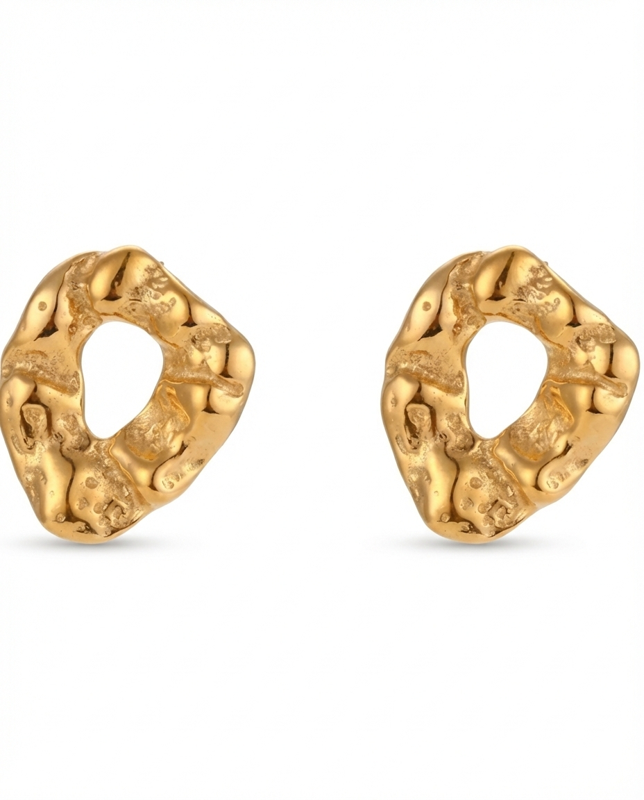 Modern Stud Earrings In Gold